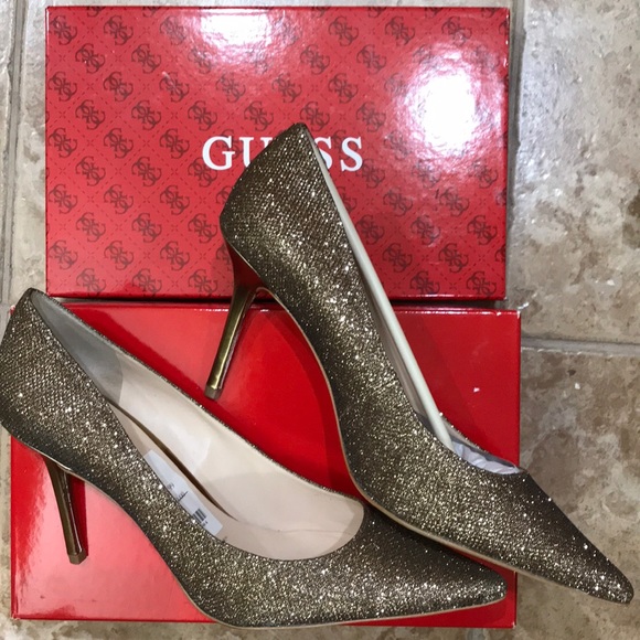 Guess Copper Shimmer Pumps - Picture 2 of 9